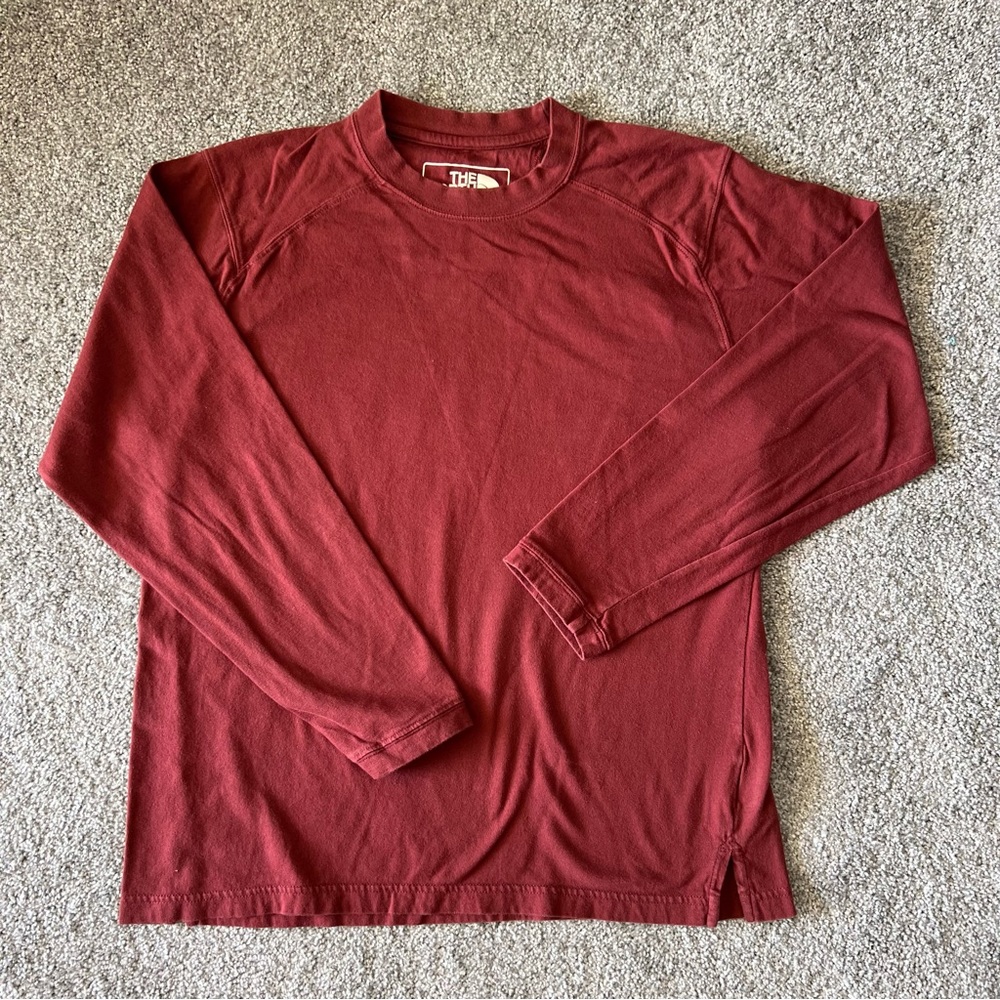 The north face shirt mens medium red‎ maroon long sleeve casual top outdoors